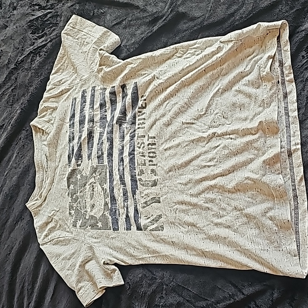 T shirt